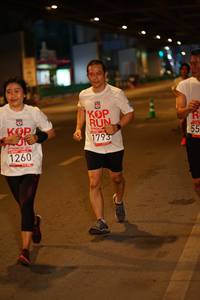 BIB: 1793, 1260
                            <button type="button" onclick="openModal(5994738)" class="btn btn-primary btn-sm float-right btn-popup" data-toggle="modal" data-target=".modal-high-quality">
                        <i class="fas fa-shopping-cart"></i> Add to Cart
                    </button>
                                            <button type="button" onclick="isThisMe(5994738, true)" class="btn btn-success btn-sm float-right btn-popup btn-isme hidden" data-toggle="tooltip" data-placement="bottom" title="นี่คือรูปของคุณใช่ไหม คลิกที่นี่เพื่อเอาเข้าอัลบั้ม">
                        <i class="fas fa-plus"></i> Add to album
                    </button>
                    <button type="button" onclick="isThisMe(5994738, false)" class="btn btn-warning btn-sm float-right btn-popup btn-isnotme hidden">
                        <i class="fas fa-ban"></i> Remove from album
                    </button>