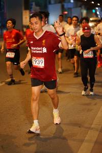 BIB: 1868, 2439, 2939
                            <button type="button" onclick="openModal(5998093)" class="btn btn-primary btn-sm float-right btn-popup" data-toggle="modal" data-target=".modal-high-quality">
                        <i class="fas fa-shopping-cart"></i> Add to Cart
                    </button>
                                            <button type="button" onclick="isThisMe(5998093, true)" class="btn btn-success btn-sm float-right btn-popup btn-isme hidden" data-toggle="tooltip" data-placement="bottom" title="นี่คือรูปของคุณใช่ไหม คลิกที่นี่เพื่อเอาเข้าอัลบั้ม">
                        <i class="fas fa-plus"></i> Add to album
                    </button>
                    <button type="button" onclick="isThisMe(5998093, false)" class="btn btn-warning btn-sm float-right btn-popup btn-isnotme hidden">
                        <i class="fas fa-ban"></i> Remove from album
                    </button>