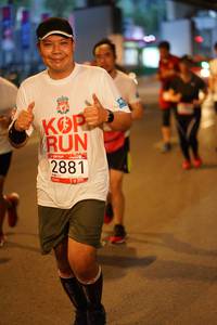 BIB: 2881
                            <button type="button" onclick="openModal(6007918)" class="btn btn-primary btn-sm float-right btn-popup" data-toggle="modal" data-target=".modal-high-quality">
                        <i class="fas fa-shopping-cart"></i> Add to Cart
                    </button>
                                            <button type="button" onclick="isThisMe(6007918, true)" class="btn btn-success btn-sm float-right btn-popup btn-isme hidden" data-toggle="tooltip" data-placement="bottom" title="นี่คือรูปของคุณใช่ไหม คลิกที่นี่เพื่อเอาเข้าอัลบั้ม">
                        <i class="fas fa-plus"></i> Add to album
                    </button>
                    <button type="button" onclick="isThisMe(6007918, false)" class="btn btn-warning btn-sm float-right btn-popup btn-isnotme hidden">
                        <i class="fas fa-ban"></i> Remove from album
                    </button>