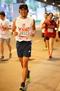 BIB: 3850, 153
                            <button type="button" onclick="openModal(6011318)" class="btn btn-primary btn-sm float-right btn-popup" data-toggle="modal" data-target=".modal-high-quality">
                        <i class="fas fa-shopping-cart"></i> Add to Cart
                    </button>
                                            <button type="button" onclick="isThisMe(6011318, true)" class="btn btn-success btn-sm float-right btn-popup btn-isme hidden" data-toggle="tooltip" data-placement="bottom" title="นี่คือรูปของคุณใช่ไหม คลิกที่นี่เพื่อเอาเข้าอัลบั้ม">
                        <i class="fas fa-plus"></i> Add to album
                    </button>
                    <button type="button" onclick="isThisMe(6011318, false)" class="btn btn-warning btn-sm float-right btn-popup btn-isnotme hidden">
                        <i class="fas fa-ban"></i> Remove from album
                    </button>