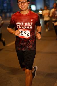 BIB: 892
                            <button type="button" onclick="openModal(6002215)" class="btn btn-primary btn-sm float-right btn-popup" data-toggle="modal" data-target=".modal-high-quality">
                        <i class="fas fa-shopping-cart"></i> Add to Cart
                    </button>
                                            <button type="button" onclick="isThisMe(6002215, true)" class="btn btn-success btn-sm float-right btn-popup btn-isme hidden" data-toggle="tooltip" data-placement="bottom" title="นี่คือรูปของคุณใช่ไหม คลิกที่นี่เพื่อเอาเข้าอัลบั้ม">
                        <i class="fas fa-plus"></i> Add to album
                    </button>
                    <button type="button" onclick="isThisMe(6002215, false)" class="btn btn-warning btn-sm float-right btn-popup btn-isnotme hidden">
                        <i class="fas fa-ban"></i> Remove from album
                    </button>