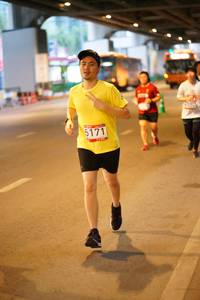 BIB: 5171
                            <button type="button" onclick="openModal(6009220)" class="btn btn-primary btn-sm float-right btn-popup" data-toggle="modal" data-target=".modal-high-quality">
                        <i class="fas fa-shopping-cart"></i> Add to Cart
                    </button>
                                            <button type="button" onclick="isThisMe(6009220, true)" class="btn btn-success btn-sm float-right btn-popup btn-isme hidden" data-toggle="tooltip" data-placement="bottom" title="นี่คือรูปของคุณใช่ไหม คลิกที่นี่เพื่อเอาเข้าอัลบั้ม">
                        <i class="fas fa-plus"></i> Add to album
                    </button>
                    <button type="button" onclick="isThisMe(6009220, false)" class="btn btn-warning btn-sm float-right btn-popup btn-isnotme hidden">
                        <i class="fas fa-ban"></i> Remove from album
                    </button>