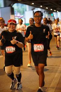 BIB: 1541, 3352
                            <button type="button" onclick="openModal(6011870)" class="btn btn-primary btn-sm float-right btn-popup" data-toggle="modal" data-target=".modal-high-quality">
                        <i class="fas fa-shopping-cart"></i> Add to Cart
                    </button>
                                            <button type="button" onclick="isThisMe(6011870, true)" class="btn btn-success btn-sm float-right btn-popup btn-isme hidden" data-toggle="tooltip" data-placement="bottom" title="นี่คือรูปของคุณใช่ไหม คลิกที่นี่เพื่อเอาเข้าอัลบั้ม">
                        <i class="fas fa-plus"></i> Add to album
                    </button>
                    <button type="button" onclick="isThisMe(6011870, false)" class="btn btn-warning btn-sm float-right btn-popup btn-isnotme hidden">
                        <i class="fas fa-ban"></i> Remove from album
                    </button>