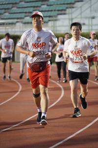 BIB: 353, 1755
                            <button type="button" onclick="openModal(5967333)" class="btn btn-primary btn-sm float-right btn-popup" data-toggle="modal" data-target=".modal-high-quality">
                        <i class="fas fa-shopping-cart"></i> Add to Cart
                    </button>
                                            <button type="button" onclick="isThisMe(5967333, true)" class="btn btn-success btn-sm float-right btn-popup btn-isme hidden" data-toggle="tooltip" data-placement="bottom" title="นี่คือรูปของคุณใช่ไหม คลิกที่นี่เพื่อเอาเข้าอัลบั้ม">
                        <i class="fas fa-plus"></i> Add to album
                    </button>
                    <button type="button" onclick="isThisMe(5967333, false)" class="btn btn-warning btn-sm float-right btn-popup btn-isnotme hidden">
                        <i class="fas fa-ban"></i> Remove from album
                    </button>