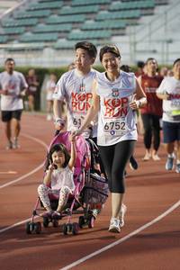 BIB: 6752
                            <button type="button" onclick="openModal(6010777)" class="btn btn-primary btn-sm float-right btn-popup" data-toggle="modal" data-target=".modal-high-quality">
                        <i class="fas fa-shopping-cart"></i> Add to Cart
                    </button>
                                            <button type="button" onclick="isThisMe(6010777, true)" class="btn btn-success btn-sm float-right btn-popup btn-isme hidden" data-toggle="tooltip" data-placement="bottom" title="นี่คือรูปของคุณใช่ไหม คลิกที่นี่เพื่อเอาเข้าอัลบั้ม">
                        <i class="fas fa-plus"></i> Add to album
                    </button>
                    <button type="button" onclick="isThisMe(6010777, false)" class="btn btn-warning btn-sm float-right btn-popup btn-isnotme hidden">
                        <i class="fas fa-ban"></i> Remove from album
                    </button>