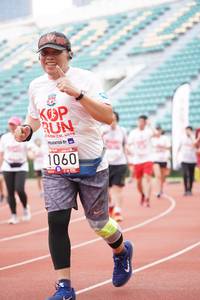 BIB: 1060
                            <button type="button" onclick="openModal(6022538)" class="btn btn-primary btn-sm float-right btn-popup" data-toggle="modal" data-target=".modal-high-quality">
                        <i class="fas fa-shopping-cart"></i> Add to Cart
                    </button>
                                            <button type="button" onclick="isThisMe(6022538, true)" class="btn btn-success btn-sm float-right btn-popup btn-isme hidden" data-toggle="tooltip" data-placement="bottom" title="นี่คือรูปของคุณใช่ไหม คลิกที่นี่เพื่อเอาเข้าอัลบั้ม">
                        <i class="fas fa-plus"></i> Add to album
                    </button>
                    <button type="button" onclick="isThisMe(6022538, false)" class="btn btn-warning btn-sm float-right btn-popup btn-isnotme hidden">
                        <i class="fas fa-ban"></i> Remove from album
                    </button>