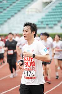 BIB: 2119, 174
                            <button type="button" onclick="openModal(6021042)" class="btn btn-primary btn-sm float-right btn-popup" data-toggle="modal" data-target=".modal-high-quality">
                        <i class="fas fa-shopping-cart"></i> Add to Cart
                    </button>
                                            <button type="button" onclick="isThisMe(6021042, true)" class="btn btn-success btn-sm float-right btn-popup btn-isme hidden" data-toggle="tooltip" data-placement="bottom" title="นี่คือรูปของคุณใช่ไหม คลิกที่นี่เพื่อเอาเข้าอัลบั้ม">
                        <i class="fas fa-plus"></i> Add to album
                    </button>
                    <button type="button" onclick="isThisMe(6021042, false)" class="btn btn-warning btn-sm float-right btn-popup btn-isnotme hidden">
                        <i class="fas fa-ban"></i> Remove from album
                    </button>