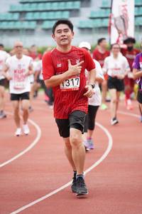 BIB: 1317
                            <button type="button" onclick="openModal(6018853)" class="btn btn-primary btn-sm float-right btn-popup" data-toggle="modal" data-target=".modal-high-quality">
                        <i class="fas fa-shopping-cart"></i> Add to Cart
                    </button>
                                            <button type="button" onclick="isThisMe(6018853, true)" class="btn btn-success btn-sm float-right btn-popup btn-isme hidden" data-toggle="tooltip" data-placement="bottom" title="นี่คือรูปของคุณใช่ไหม คลิกที่นี่เพื่อเอาเข้าอัลบั้ม">
                        <i class="fas fa-plus"></i> Add to album
                    </button>
                    <button type="button" onclick="isThisMe(6018853, false)" class="btn btn-warning btn-sm float-right btn-popup btn-isnotme hidden">
                        <i class="fas fa-ban"></i> Remove from album
                    </button>