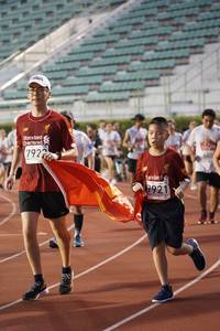 BIB: 7922, 640, 7921
                            <button type="button" onclick="openModal(5967465)" class="btn btn-primary btn-sm float-right btn-popup" data-toggle="modal" data-target=".modal-high-quality">
                        <i class="fas fa-shopping-cart"></i> Add to Cart
                    </button>
                                            <button type="button" onclick="isThisMe(5967465, true)" class="btn btn-success btn-sm float-right btn-popup btn-isme hidden" data-toggle="tooltip" data-placement="bottom" title="นี่คือรูปของคุณใช่ไหม คลิกที่นี่เพื่อเอาเข้าอัลบั้ม">
                        <i class="fas fa-plus"></i> Add to album
                    </button>
                    <button type="button" onclick="isThisMe(5967465, false)" class="btn btn-warning btn-sm float-right btn-popup btn-isnotme hidden">
                        <i class="fas fa-ban"></i> Remove from album
                    </button>