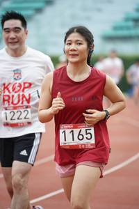 BIB: 1222, 1165
                            <button type="button" onclick="openModal(6019909)" class="btn btn-primary btn-sm float-right btn-popup" data-toggle="modal" data-target=".modal-high-quality">
                        <i class="fas fa-shopping-cart"></i> Add to Cart
                    </button>
                                            <button type="button" onclick="isThisMe(6019909, true)" class="btn btn-success btn-sm float-right btn-popup btn-isme hidden" data-toggle="tooltip" data-placement="bottom" title="นี่คือรูปของคุณใช่ไหม คลิกที่นี่เพื่อเอาเข้าอัลบั้ม">
                        <i class="fas fa-plus"></i> Add to album
                    </button>
                    <button type="button" onclick="isThisMe(6019909, false)" class="btn btn-warning btn-sm float-right btn-popup btn-isnotme hidden">
                        <i class="fas fa-ban"></i> Remove from album
                    </button>