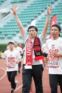 BIB: 4408, 1675
                            <button type="button" onclick="openModal(6015714)" class="btn btn-primary btn-sm float-right btn-popup" data-toggle="modal" data-target=".modal-high-quality">
                        <i class="fas fa-shopping-cart"></i> Add to Cart
                    </button>
                                            <button type="button" onclick="isThisMe(6015714, true)" class="btn btn-success btn-sm float-right btn-popup btn-isme hidden" data-toggle="tooltip" data-placement="bottom" title="นี่คือรูปของคุณใช่ไหม คลิกที่นี่เพื่อเอาเข้าอัลบั้ม">
                        <i class="fas fa-plus"></i> Add to album
                    </button>
                    <button type="button" onclick="isThisMe(6015714, false)" class="btn btn-warning btn-sm float-right btn-popup btn-isnotme hidden">
                        <i class="fas fa-ban"></i> Remove from album
                    </button>