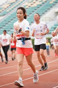 BIB: 2984
                            <button type="button" onclick="openModal(6023898)" class="btn btn-primary btn-sm float-right btn-popup" data-toggle="modal" data-target=".modal-high-quality">
                        <i class="fas fa-shopping-cart"></i> Add to Cart
                    </button>
                                            <button type="button" onclick="isThisMe(6023898, true)" class="btn btn-success btn-sm float-right btn-popup btn-isme hidden" data-toggle="tooltip" data-placement="bottom" title="นี่คือรูปของคุณใช่ไหม คลิกที่นี่เพื่อเอาเข้าอัลบั้ม">
                        <i class="fas fa-plus"></i> Add to album
                    </button>
                    <button type="button" onclick="isThisMe(6023898, false)" class="btn btn-warning btn-sm float-right btn-popup btn-isnotme hidden">
                        <i class="fas fa-ban"></i> Remove from album
                    </button>