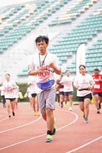 BIB: 2619
                            <button type="button" onclick="openModal(6022806)" class="btn btn-primary btn-sm float-right btn-popup" data-toggle="modal" data-target=".modal-high-quality">
                        <i class="fas fa-shopping-cart"></i> Add to Cart
                    </button>
                                            <button type="button" onclick="isThisMe(6022806, true)" class="btn btn-success btn-sm float-right btn-popup btn-isme hidden" data-toggle="tooltip" data-placement="bottom" title="นี่คือรูปของคุณใช่ไหม คลิกที่นี่เพื่อเอาเข้าอัลบั้ม">
                        <i class="fas fa-plus"></i> Add to album
                    </button>
                    <button type="button" onclick="isThisMe(6022806, false)" class="btn btn-warning btn-sm float-right btn-popup btn-isnotme hidden">
                        <i class="fas fa-ban"></i> Remove from album
                    </button>