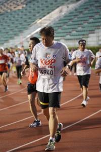 BIB: 406, 6940
                            <button type="button" onclick="openModal(5909427)" class="btn btn-primary btn-sm float-right btn-popup" data-toggle="modal" data-target=".modal-high-quality">
                        <i class="fas fa-shopping-cart"></i> Add to Cart
                    </button>
                                            <button type="button" onclick="isThisMe(5909427, true)" class="btn btn-success btn-sm float-right btn-popup btn-isme hidden" data-toggle="tooltip" data-placement="bottom" title="นี่คือรูปของคุณใช่ไหม คลิกที่นี่เพื่อเอาเข้าอัลบั้ม">
                        <i class="fas fa-plus"></i> Add to album
                    </button>
                    <button type="button" onclick="isThisMe(5909427, false)" class="btn btn-warning btn-sm float-right btn-popup btn-isnotme hidden">
                        <i class="fas fa-ban"></i> Remove from album
                    </button>