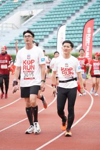 BIB: 3015
                            <button type="button" onclick="openModal(6019438)" class="btn btn-primary btn-sm float-right btn-popup" data-toggle="modal" data-target=".modal-high-quality">
                        <i class="fas fa-shopping-cart"></i> Add to Cart
                    </button>
                                            <button type="button" onclick="isThisMe(6019438, true)" class="btn btn-success btn-sm float-right btn-popup btn-isme hidden" data-toggle="tooltip" data-placement="bottom" title="นี่คือรูปของคุณใช่ไหม คลิกที่นี่เพื่อเอาเข้าอัลบั้ม">
                        <i class="fas fa-plus"></i> Add to album
                    </button>
                    <button type="button" onclick="isThisMe(6019438, false)" class="btn btn-warning btn-sm float-right btn-popup btn-isnotme hidden">
                        <i class="fas fa-ban"></i> Remove from album
                    </button>