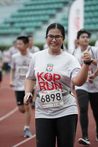 BIB: 6898
                            <button type="button" onclick="openModal(6014720)" class="btn btn-primary btn-sm float-right btn-popup" data-toggle="modal" data-target=".modal-high-quality">
                        <i class="fas fa-shopping-cart"></i> Add to Cart
                    </button>
                                            <button type="button" onclick="isThisMe(6014720, true)" class="btn btn-success btn-sm float-right btn-popup btn-isme hidden" data-toggle="tooltip" data-placement="bottom" title="นี่คือรูปของคุณใช่ไหม คลิกที่นี่เพื่อเอาเข้าอัลบั้ม">
                        <i class="fas fa-plus"></i> Add to album
                    </button>
                    <button type="button" onclick="isThisMe(6014720, false)" class="btn btn-warning btn-sm float-right btn-popup btn-isnotme hidden">
                        <i class="fas fa-ban"></i> Remove from album
                    </button>