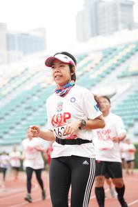 BIB: 1629
                            <button type="button" onclick="openModal(6027586)" class="btn btn-primary btn-sm float-right btn-popup" data-toggle="modal" data-target=".modal-high-quality">
                        <i class="fas fa-shopping-cart"></i> Add to Cart
                    </button>
                                            <button type="button" onclick="isThisMe(6027586, true)" class="btn btn-success btn-sm float-right btn-popup btn-isme hidden" data-toggle="tooltip" data-placement="bottom" title="นี่คือรูปของคุณใช่ไหม คลิกที่นี่เพื่อเอาเข้าอัลบั้ม">
                        <i class="fas fa-plus"></i> Add to album
                    </button>
                    <button type="button" onclick="isThisMe(6027586, false)" class="btn btn-warning btn-sm float-right btn-popup btn-isnotme hidden">
                        <i class="fas fa-ban"></i> Remove from album
                    </button>