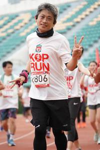 BIB: 806
                            <button type="button" onclick="openModal(6026148)" class="btn btn-primary btn-sm float-right btn-popup" data-toggle="modal" data-target=".modal-high-quality">
                        <i class="fas fa-shopping-cart"></i> Add to Cart
                    </button>
                                            <button type="button" onclick="isThisMe(6026148, true)" class="btn btn-success btn-sm float-right btn-popup btn-isme hidden" data-toggle="tooltip" data-placement="bottom" title="นี่คือรูปของคุณใช่ไหม คลิกที่นี่เพื่อเอาเข้าอัลบั้ม">
                        <i class="fas fa-plus"></i> Add to album
                    </button>
                    <button type="button" onclick="isThisMe(6026148, false)" class="btn btn-warning btn-sm float-right btn-popup btn-isnotme hidden">
                        <i class="fas fa-ban"></i> Remove from album
                    </button>