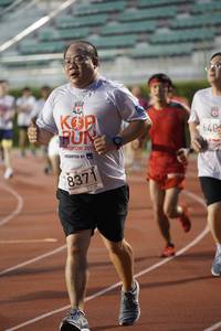 BIB: 640, 201, 8371
                            <button type="button" onclick="openModal(5908691)" class="btn btn-primary btn-sm float-right btn-popup" data-toggle="modal" data-target=".modal-high-quality">
                        <i class="fas fa-shopping-cart"></i> Add to Cart
                    </button>
                                            <button type="button" onclick="isThisMe(5908691, true)" class="btn btn-success btn-sm float-right btn-popup btn-isme hidden" data-toggle="tooltip" data-placement="bottom" title="นี่คือรูปของคุณใช่ไหม คลิกที่นี่เพื่อเอาเข้าอัลบั้ม">
                        <i class="fas fa-plus"></i> Add to album
                    </button>
                    <button type="button" onclick="isThisMe(5908691, false)" class="btn btn-warning btn-sm float-right btn-popup btn-isnotme hidden">
                        <i class="fas fa-ban"></i> Remove from album
                    </button>