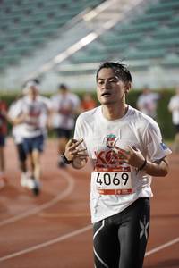 BIB: 4069
                            <button type="button" onclick="openModal(5906457)" class="btn btn-primary btn-sm float-right btn-popup" data-toggle="modal" data-target=".modal-high-quality">
                        <i class="fas fa-shopping-cart"></i> Add to Cart
                    </button>
                                            <button type="button" onclick="isThisMe(5906457, true)" class="btn btn-success btn-sm float-right btn-popup btn-isme hidden" data-toggle="tooltip" data-placement="bottom" title="นี่คือรูปของคุณใช่ไหม คลิกที่นี่เพื่อเอาเข้าอัลบั้ม">
                        <i class="fas fa-plus"></i> Add to album
                    </button>
                    <button type="button" onclick="isThisMe(5906457, false)" class="btn btn-warning btn-sm float-right btn-popup btn-isnotme hidden">
                        <i class="fas fa-ban"></i> Remove from album
                    </button>