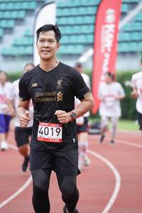 BIB: 4019
                            <button type="button" onclick="openModal(6016413)" class="btn btn-primary btn-sm float-right btn-popup" data-toggle="modal" data-target=".modal-high-quality">
                        <i class="fas fa-shopping-cart"></i> Add to Cart
                    </button>
                                            <button type="button" onclick="isThisMe(6016413, true)" class="btn btn-success btn-sm float-right btn-popup btn-isme hidden" data-toggle="tooltip" data-placement="bottom" title="นี่คือรูปของคุณใช่ไหม คลิกที่นี่เพื่อเอาเข้าอัลบั้ม">
                        <i class="fas fa-plus"></i> Add to album
                    </button>
                    <button type="button" onclick="isThisMe(6016413, false)" class="btn btn-warning btn-sm float-right btn-popup btn-isnotme hidden">
                        <i class="fas fa-ban"></i> Remove from album
                    </button>