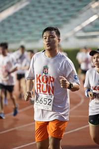 BIB: 6652
                            <button type="button" onclick="openModal(5910078)" class="btn btn-primary btn-sm float-right btn-popup" data-toggle="modal" data-target=".modal-high-quality">
                        <i class="fas fa-shopping-cart"></i> Add to Cart
                    </button>
                                            <button type="button" onclick="isThisMe(5910078, true)" class="btn btn-success btn-sm float-right btn-popup btn-isme hidden" data-toggle="tooltip" data-placement="bottom" title="นี่คือรูปของคุณใช่ไหม คลิกที่นี่เพื่อเอาเข้าอัลบั้ม">
                        <i class="fas fa-plus"></i> Add to album
                    </button>
                    <button type="button" onclick="isThisMe(5910078, false)" class="btn btn-warning btn-sm float-right btn-popup btn-isnotme hidden">
                        <i class="fas fa-ban"></i> Remove from album
                    </button>