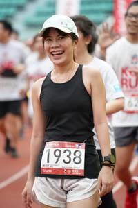 BIB: 1938, 810
                            <button type="button" onclick="openModal(6015621)" class="btn btn-primary btn-sm float-right btn-popup" data-toggle="modal" data-target=".modal-high-quality">
                        <i class="fas fa-shopping-cart"></i> Add to Cart
                    </button>
                                            <button type="button" onclick="isThisMe(6015621, true)" class="btn btn-success btn-sm float-right btn-popup btn-isme hidden" data-toggle="tooltip" data-placement="bottom" title="นี่คือรูปของคุณใช่ไหม คลิกที่นี่เพื่อเอาเข้าอัลบั้ม">
                        <i class="fas fa-plus"></i> Add to album
                    </button>
                    <button type="button" onclick="isThisMe(6015621, false)" class="btn btn-warning btn-sm float-right btn-popup btn-isnotme hidden">
                        <i class="fas fa-ban"></i> Remove from album
                    </button>