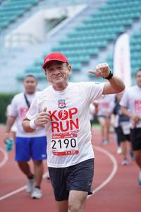 BIB: 2190, 2013
                            <button type="button" onclick="openModal(6014861)" class="btn btn-primary btn-sm float-right btn-popup" data-toggle="modal" data-target=".modal-high-quality">
                        <i class="fas fa-shopping-cart"></i> Add to Cart
                    </button>
                                            <button type="button" onclick="isThisMe(6014861, true)" class="btn btn-success btn-sm float-right btn-popup btn-isme hidden" data-toggle="tooltip" data-placement="bottom" title="นี่คือรูปของคุณใช่ไหม คลิกที่นี่เพื่อเอาเข้าอัลบั้ม">
                        <i class="fas fa-plus"></i> Add to album
                    </button>
                    <button type="button" onclick="isThisMe(6014861, false)" class="btn btn-warning btn-sm float-right btn-popup btn-isnotme hidden">
                        <i class="fas fa-ban"></i> Remove from album
                    </button>