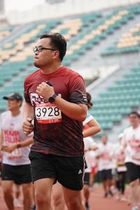 BIB: 3928
                            <button type="button" onclick="openModal(6024818)" class="btn btn-primary btn-sm float-right btn-popup" data-toggle="modal" data-target=".modal-high-quality">
                        <i class="fas fa-shopping-cart"></i> Add to Cart
                    </button>
                                            <button type="button" onclick="isThisMe(6024818, true)" class="btn btn-success btn-sm float-right btn-popup btn-isme hidden" data-toggle="tooltip" data-placement="bottom" title="นี่คือรูปของคุณใช่ไหม คลิกที่นี่เพื่อเอาเข้าอัลบั้ม">
                        <i class="fas fa-plus"></i> Add to album
                    </button>
                    <button type="button" onclick="isThisMe(6024818, false)" class="btn btn-warning btn-sm float-right btn-popup btn-isnotme hidden">
                        <i class="fas fa-ban"></i> Remove from album
                    </button>