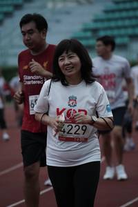 BIB: 4229
                            <button type="button" onclick="openModal(6014040)" class="btn btn-primary btn-sm float-right btn-popup" data-toggle="modal" data-target=".modal-high-quality">
                        <i class="fas fa-shopping-cart"></i> Add to Cart
                    </button>
                                            <button type="button" onclick="isThisMe(6014040, true)" class="btn btn-success btn-sm float-right btn-popup btn-isme hidden" data-toggle="tooltip" data-placement="bottom" title="นี่คือรูปของคุณใช่ไหม คลิกที่นี่เพื่อเอาเข้าอัลบั้ม">
                        <i class="fas fa-plus"></i> Add to album
                    </button>
                    <button type="button" onclick="isThisMe(6014040, false)" class="btn btn-warning btn-sm float-right btn-popup btn-isnotme hidden">
                        <i class="fas fa-ban"></i> Remove from album
                    </button>