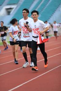 BIB: 3015, 691
                            <button type="button" onclick="openModal(6003541)" class="btn btn-primary btn-sm float-right btn-popup" data-toggle="modal" data-target=".modal-high-quality">
                        <i class="fas fa-shopping-cart"></i> Add to Cart
                    </button>
                                            <button type="button" onclick="isThisMe(6003541, true)" class="btn btn-success btn-sm float-right btn-popup btn-isme hidden" data-toggle="tooltip" data-placement="bottom" title="นี่คือรูปของคุณใช่ไหม คลิกที่นี่เพื่อเอาเข้าอัลบั้ม">
                        <i class="fas fa-plus"></i> Add to album
                    </button>
                    <button type="button" onclick="isThisMe(6003541, false)" class="btn btn-warning btn-sm float-right btn-popup btn-isnotme hidden">
                        <i class="fas fa-ban"></i> Remove from album
                    </button>