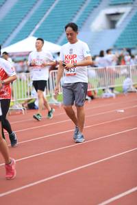 BIB: 463
                            <button type="button" onclick="openModal(6011252)" class="btn btn-primary btn-sm float-right btn-popup" data-toggle="modal" data-target=".modal-high-quality">
                        <i class="fas fa-shopping-cart"></i> Add to Cart
                    </button>
                                            <button type="button" onclick="isThisMe(6011252, true)" class="btn btn-success btn-sm float-right btn-popup btn-isme hidden" data-toggle="tooltip" data-placement="bottom" title="นี่คือรูปของคุณใช่ไหม คลิกที่นี่เพื่อเอาเข้าอัลบั้ม">
                        <i class="fas fa-plus"></i> Add to album
                    </button>
                    <button type="button" onclick="isThisMe(6011252, false)" class="btn btn-warning btn-sm float-right btn-popup btn-isnotme hidden">
                        <i class="fas fa-ban"></i> Remove from album
                    </button>