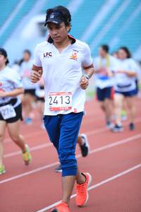 BIB: 2413, 274
                            <button type="button" onclick="openModal(5995112)" class="btn btn-primary btn-sm float-right btn-popup" data-toggle="modal" data-target=".modal-high-quality">
                        <i class="fas fa-shopping-cart"></i> Add to Cart
                    </button>
                                            <button type="button" onclick="isThisMe(5995112, true)" class="btn btn-success btn-sm float-right btn-popup btn-isme hidden" data-toggle="tooltip" data-placement="bottom" title="นี่คือรูปของคุณใช่ไหม คลิกที่นี่เพื่อเอาเข้าอัลบั้ม">
                        <i class="fas fa-plus"></i> Add to album
                    </button>
                    <button type="button" onclick="isThisMe(5995112, false)" class="btn btn-warning btn-sm float-right btn-popup btn-isnotme hidden">
                        <i class="fas fa-ban"></i> Remove from album
                    </button>