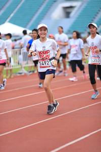 BIB: 1492, 5353
                            <button type="button" onclick="openModal(6010406)" class="btn btn-primary btn-sm float-right btn-popup" data-toggle="modal" data-target=".modal-high-quality">
                        <i class="fas fa-shopping-cart"></i> Add to Cart
                    </button>
                                            <button type="button" onclick="isThisMe(6010406, true)" class="btn btn-success btn-sm float-right btn-popup btn-isme hidden" data-toggle="tooltip" data-placement="bottom" title="นี่คือรูปของคุณใช่ไหม คลิกที่นี่เพื่อเอาเข้าอัลบั้ม">
                        <i class="fas fa-plus"></i> Add to album
                    </button>
                    <button type="button" onclick="isThisMe(6010406, false)" class="btn btn-warning btn-sm float-right btn-popup btn-isnotme hidden">
                        <i class="fas fa-ban"></i> Remove from album
                    </button>