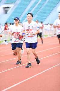 BIB: 1582
                            <button type="button" onclick="openModal(6013422)" class="btn btn-primary btn-sm float-right btn-popup" data-toggle="modal" data-target=".modal-high-quality">
                        <i class="fas fa-shopping-cart"></i> Add to Cart
                    </button>
                                            <button type="button" onclick="isThisMe(6013422, true)" class="btn btn-success btn-sm float-right btn-popup btn-isme hidden" data-toggle="tooltip" data-placement="bottom" title="นี่คือรูปของคุณใช่ไหม คลิกที่นี่เพื่อเอาเข้าอัลบั้ม">
                        <i class="fas fa-plus"></i> Add to album
                    </button>
                    <button type="button" onclick="isThisMe(6013422, false)" class="btn btn-warning btn-sm float-right btn-popup btn-isnotme hidden">
                        <i class="fas fa-ban"></i> Remove from album
                    </button>