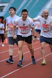 BIB: 3732, 3731, 613
                            <button type="button" onclick="openModal(6002937)" class="btn btn-primary btn-sm float-right btn-popup" data-toggle="modal" data-target=".modal-high-quality">
                        <i class="fas fa-shopping-cart"></i> Add to Cart
                    </button>
                                            <button type="button" onclick="isThisMe(6002937, true)" class="btn btn-success btn-sm float-right btn-popup btn-isme hidden" data-toggle="tooltip" data-placement="bottom" title="นี่คือรูปของคุณใช่ไหม คลิกที่นี่เพื่อเอาเข้าอัลบั้ม">
                        <i class="fas fa-plus"></i> Add to album
                    </button>
                    <button type="button" onclick="isThisMe(6002937, false)" class="btn btn-warning btn-sm float-right btn-popup btn-isnotme hidden">
                        <i class="fas fa-ban"></i> Remove from album
                    </button>