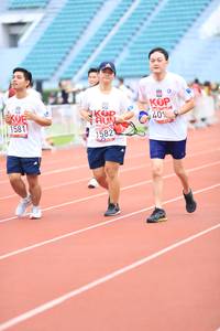 BIB: 1581, 1582
                            <button type="button" onclick="openModal(6013421)" class="btn btn-primary btn-sm float-right btn-popup" data-toggle="modal" data-target=".modal-high-quality">
                        <i class="fas fa-shopping-cart"></i> Add to Cart
                    </button>
                                            <button type="button" onclick="isThisMe(6013421, true)" class="btn btn-success btn-sm float-right btn-popup btn-isme hidden" data-toggle="tooltip" data-placement="bottom" title="นี่คือรูปของคุณใช่ไหม คลิกที่นี่เพื่อเอาเข้าอัลบั้ม">
                        <i class="fas fa-plus"></i> Add to album
                    </button>
                    <button type="button" onclick="isThisMe(6013421, false)" class="btn btn-warning btn-sm float-right btn-popup btn-isnotme hidden">
                        <i class="fas fa-ban"></i> Remove from album
                    </button>