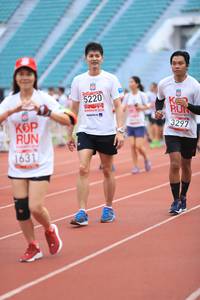 BIB: 5220, 2019, 3297, 1631
                            <button type="button" onclick="openModal(6011659)" class="btn btn-primary btn-sm float-right btn-popup" data-toggle="modal" data-target=".modal-high-quality">
                        <i class="fas fa-shopping-cart"></i> Add to Cart
                    </button>
                                            <button type="button" onclick="isThisMe(6011659, true)" class="btn btn-success btn-sm float-right btn-popup btn-isme hidden" data-toggle="tooltip" data-placement="bottom" title="นี่คือรูปของคุณใช่ไหม คลิกที่นี่เพื่อเอาเข้าอัลบั้ม">
                        <i class="fas fa-plus"></i> Add to album
                    </button>
                    <button type="button" onclick="isThisMe(6011659, false)" class="btn btn-warning btn-sm float-right btn-popup btn-isnotme hidden">
                        <i class="fas fa-ban"></i> Remove from album
                    </button>