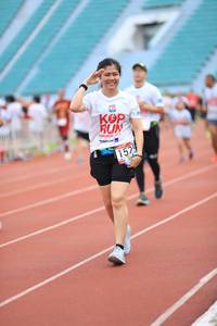 BIB: 419, 1525
                            <button type="button" onclick="openModal(6005828)" class="btn btn-primary btn-sm float-right btn-popup" data-toggle="modal" data-target=".modal-high-quality">
                        <i class="fas fa-shopping-cart"></i> Add to Cart
                    </button>
                                            <button type="button" onclick="isThisMe(6005828, true)" class="btn btn-success btn-sm float-right btn-popup btn-isme hidden" data-toggle="tooltip" data-placement="bottom" title="นี่คือรูปของคุณใช่ไหม คลิกที่นี่เพื่อเอาเข้าอัลบั้ม">
                        <i class="fas fa-plus"></i> Add to album
                    </button>
                    <button type="button" onclick="isThisMe(6005828, false)" class="btn btn-warning btn-sm float-right btn-popup btn-isnotme hidden">
                        <i class="fas fa-ban"></i> Remove from album
                    </button>