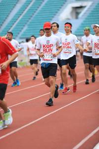 BIB: 125
                            <button type="button" onclick="openModal(6004713)" class="btn btn-primary btn-sm float-right btn-popup" data-toggle="modal" data-target=".modal-high-quality">
                        <i class="fas fa-shopping-cart"></i> Add to Cart
                    </button>
                                            <button type="button" onclick="isThisMe(6004713, true)" class="btn btn-success btn-sm float-right btn-popup btn-isme hidden" data-toggle="tooltip" data-placement="bottom" title="นี่คือรูปของคุณใช่ไหม คลิกที่นี่เพื่อเอาเข้าอัลบั้ม">
                        <i class="fas fa-plus"></i> Add to album
                    </button>
                    <button type="button" onclick="isThisMe(6004713, false)" class="btn btn-warning btn-sm float-right btn-popup btn-isnotme hidden">
                        <i class="fas fa-ban"></i> Remove from album
                    </button>