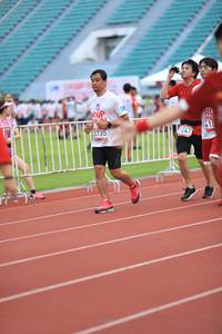 BIB: 415, 647, 3735
                            <button type="button" onclick="openModal(6004036)" class="btn btn-primary btn-sm float-right btn-popup" data-toggle="modal" data-target=".modal-high-quality">
                        <i class="fas fa-shopping-cart"></i> Add to Cart
                    </button>
                                            <button type="button" onclick="isThisMe(6004036, true)" class="btn btn-success btn-sm float-right btn-popup btn-isme hidden" data-toggle="tooltip" data-placement="bottom" title="นี่คือรูปของคุณใช่ไหม คลิกที่นี่เพื่อเอาเข้าอัลบั้ม">
                        <i class="fas fa-plus"></i> Add to album
                    </button>
                    <button type="button" onclick="isThisMe(6004036, false)" class="btn btn-warning btn-sm float-right btn-popup btn-isnotme hidden">
                        <i class="fas fa-ban"></i> Remove from album
                    </button>