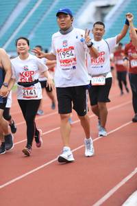 BIB: 1954, 019, 3747, 2141
                            <button type="button" onclick="openModal(6012335)" class="btn btn-primary btn-sm float-right btn-popup" data-toggle="modal" data-target=".modal-high-quality">
                        <i class="fas fa-shopping-cart"></i> Add to Cart
                    </button>
                                            <button type="button" onclick="isThisMe(6012335, true)" class="btn btn-success btn-sm float-right btn-popup btn-isme hidden" data-toggle="tooltip" data-placement="bottom" title="นี่คือรูปของคุณใช่ไหม คลิกที่นี่เพื่อเอาเข้าอัลบั้ม">
                        <i class="fas fa-plus"></i> Add to album
                    </button>
                    <button type="button" onclick="isThisMe(6012335, false)" class="btn btn-warning btn-sm float-right btn-popup btn-isnotme hidden">
                        <i class="fas fa-ban"></i> Remove from album
                    </button>