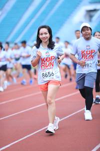 BIB: 982, 8656
                            <button type="button" onclick="openModal(5995292)" class="btn btn-primary btn-sm float-right btn-popup" data-toggle="modal" data-target=".modal-high-quality">
                        <i class="fas fa-shopping-cart"></i> Add to Cart
                    </button>
                                            <button type="button" onclick="isThisMe(5995292, true)" class="btn btn-success btn-sm float-right btn-popup btn-isme hidden" data-toggle="tooltip" data-placement="bottom" title="นี่คือรูปของคุณใช่ไหม คลิกที่นี่เพื่อเอาเข้าอัลบั้ม">
                        <i class="fas fa-plus"></i> Add to album
                    </button>
                    <button type="button" onclick="isThisMe(5995292, false)" class="btn btn-warning btn-sm float-right btn-popup btn-isnotme hidden">
                        <i class="fas fa-ban"></i> Remove from album
                    </button>