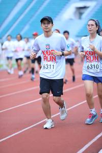 BIB: 6311, 6310
                            <button type="button" onclick="openModal(5995171)" class="btn btn-primary btn-sm float-right btn-popup" data-toggle="modal" data-target=".modal-high-quality">
                        <i class="fas fa-shopping-cart"></i> Add to Cart
                    </button>
                                            <button type="button" onclick="isThisMe(5995171, true)" class="btn btn-success btn-sm float-right btn-popup btn-isme hidden" data-toggle="tooltip" data-placement="bottom" title="นี่คือรูปของคุณใช่ไหม คลิกที่นี่เพื่อเอาเข้าอัลบั้ม">
                        <i class="fas fa-plus"></i> Add to album
                    </button>
                    <button type="button" onclick="isThisMe(5995171, false)" class="btn btn-warning btn-sm float-right btn-popup btn-isnotme hidden">
                        <i class="fas fa-ban"></i> Remove from album
                    </button>