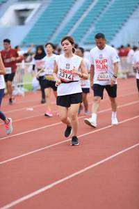 BIB: 2403, 3314
                            <button type="button" onclick="openModal(6011187)" class="btn btn-primary btn-sm float-right btn-popup" data-toggle="modal" data-target=".modal-high-quality">
                        <i class="fas fa-shopping-cart"></i> Add to Cart
                    </button>
                                            <button type="button" onclick="isThisMe(6011187, true)" class="btn btn-success btn-sm float-right btn-popup btn-isme hidden" data-toggle="tooltip" data-placement="bottom" title="นี่คือรูปของคุณใช่ไหม คลิกที่นี่เพื่อเอาเข้าอัลบั้ม">
                        <i class="fas fa-plus"></i> Add to album
                    </button>
                    <button type="button" onclick="isThisMe(6011187, false)" class="btn btn-warning btn-sm float-right btn-popup btn-isnotme hidden">
                        <i class="fas fa-ban"></i> Remove from album
                    </button>