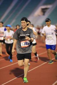 BIB: 416, 1212
                            <button type="button" onclick="openModal(5992617)" class="btn btn-primary btn-sm float-right btn-popup" data-toggle="modal" data-target=".modal-high-quality">
                        <i class="fas fa-shopping-cart"></i> Add to Cart
                    </button>
                                            <button type="button" onclick="isThisMe(5992617, true)" class="btn btn-success btn-sm float-right btn-popup btn-isme hidden" data-toggle="tooltip" data-placement="bottom" title="นี่คือรูปของคุณใช่ไหม คลิกที่นี่เพื่อเอาเข้าอัลบั้ม">
                        <i class="fas fa-plus"></i> Add to album
                    </button>
                    <button type="button" onclick="isThisMe(5992617, false)" class="btn btn-warning btn-sm float-right btn-popup btn-isnotme hidden">
                        <i class="fas fa-ban"></i> Remove from album
                    </button>