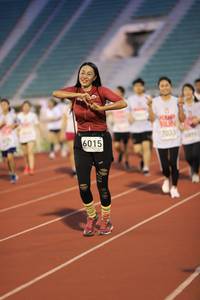 BIB: 033, 6015
                            <button type="button" onclick="openModal(5993051)" class="btn btn-primary btn-sm float-right btn-popup" data-toggle="modal" data-target=".modal-high-quality">
                        <i class="fas fa-shopping-cart"></i> Add to Cart
                    </button>
                                            <button type="button" onclick="isThisMe(5993051, true)" class="btn btn-success btn-sm float-right btn-popup btn-isme hidden" data-toggle="tooltip" data-placement="bottom" title="นี่คือรูปของคุณใช่ไหม คลิกที่นี่เพื่อเอาเข้าอัลบั้ม">
                        <i class="fas fa-plus"></i> Add to album
                    </button>
                    <button type="button" onclick="isThisMe(5993051, false)" class="btn btn-warning btn-sm float-right btn-popup btn-isnotme hidden">
                        <i class="fas fa-ban"></i> Remove from album
                    </button>