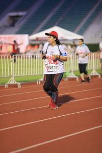 BIB: 70117
                            <button type="button" onclick="openModal(5990685)" class="btn btn-primary btn-sm float-right btn-popup" data-toggle="modal" data-target=".modal-high-quality">
                        <i class="fas fa-shopping-cart"></i> Add to Cart
                    </button>
                                            <button type="button" onclick="isThisMe(5990685, true)" class="btn btn-success btn-sm float-right btn-popup btn-isme hidden" data-toggle="tooltip" data-placement="bottom" title="นี่คือรูปของคุณใช่ไหม คลิกที่นี่เพื่อเอาเข้าอัลบั้ม">
                        <i class="fas fa-plus"></i> Add to album
                    </button>
                    <button type="button" onclick="isThisMe(5990685, false)" class="btn btn-warning btn-sm float-right btn-popup btn-isnotme hidden">
                        <i class="fas fa-ban"></i> Remove from album
                    </button>