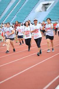 BIB: 8261, 3986, 2540, 7735
                            <button type="button" onclick="openModal(6005735)" class="btn btn-primary btn-sm float-right btn-popup" data-toggle="modal" data-target=".modal-high-quality">
                        <i class="fas fa-shopping-cart"></i> Add to Cart
                    </button>
                                            <button type="button" onclick="isThisMe(6005735, true)" class="btn btn-success btn-sm float-right btn-popup btn-isme hidden" data-toggle="tooltip" data-placement="bottom" title="นี่คือรูปของคุณใช่ไหม คลิกที่นี่เพื่อเอาเข้าอัลบั้ม">
                        <i class="fas fa-plus"></i> Add to album
                    </button>
                    <button type="button" onclick="isThisMe(6005735, false)" class="btn btn-warning btn-sm float-right btn-popup btn-isnotme hidden">
                        <i class="fas fa-ban"></i> Remove from album
                    </button>