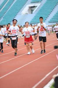 BIB: 6002, 4132, 4133
                            <button type="button" onclick="openModal(6005700)" class="btn btn-primary btn-sm float-right btn-popup" data-toggle="modal" data-target=".modal-high-quality">
                        <i class="fas fa-shopping-cart"></i> Add to Cart
                    </button>
                                            <button type="button" onclick="isThisMe(6005700, true)" class="btn btn-success btn-sm float-right btn-popup btn-isme hidden" data-toggle="tooltip" data-placement="bottom" title="นี่คือรูปของคุณใช่ไหม คลิกที่นี่เพื่อเอาเข้าอัลบั้ม">
                        <i class="fas fa-plus"></i> Add to album
                    </button>
                    <button type="button" onclick="isThisMe(6005700, false)" class="btn btn-warning btn-sm float-right btn-popup btn-isnotme hidden">
                        <i class="fas fa-ban"></i> Remove from album
                    </button>